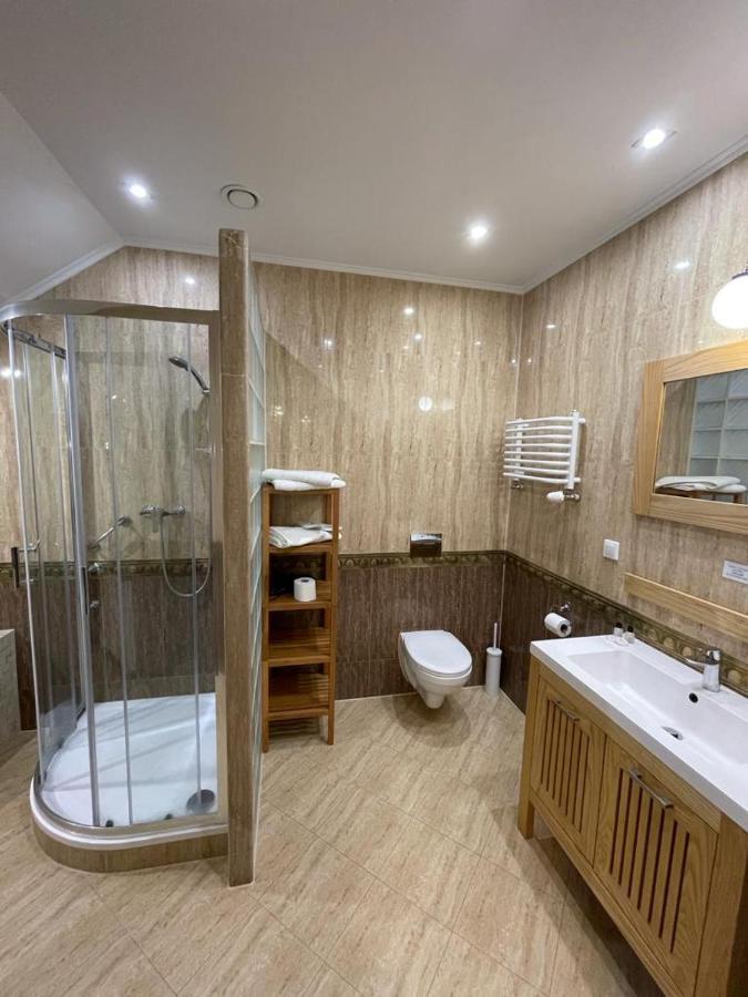 Hotel Fox Wolborz Екстер'єр фото