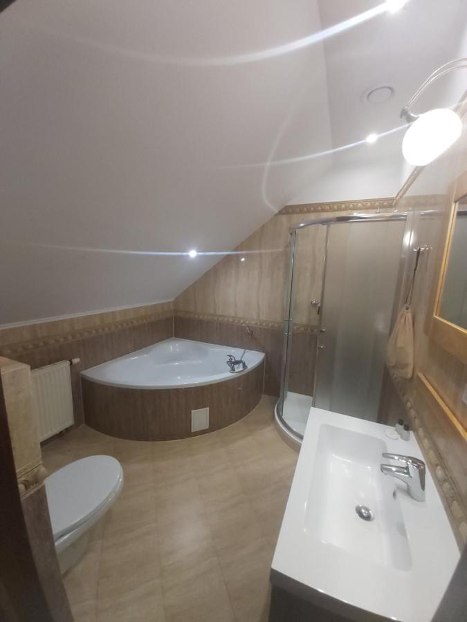 Hotel Fox Wolborz Екстер'єр фото