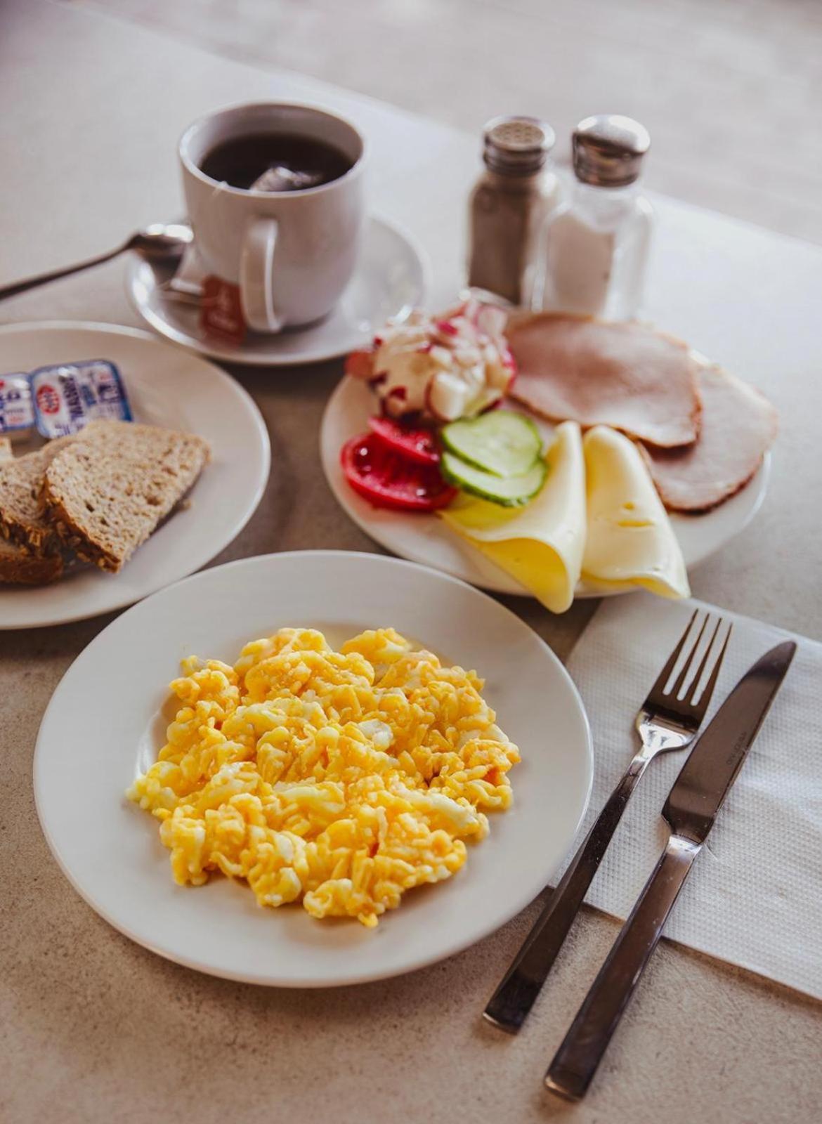 Hotel Fox Wolborz Екстер'єр фото